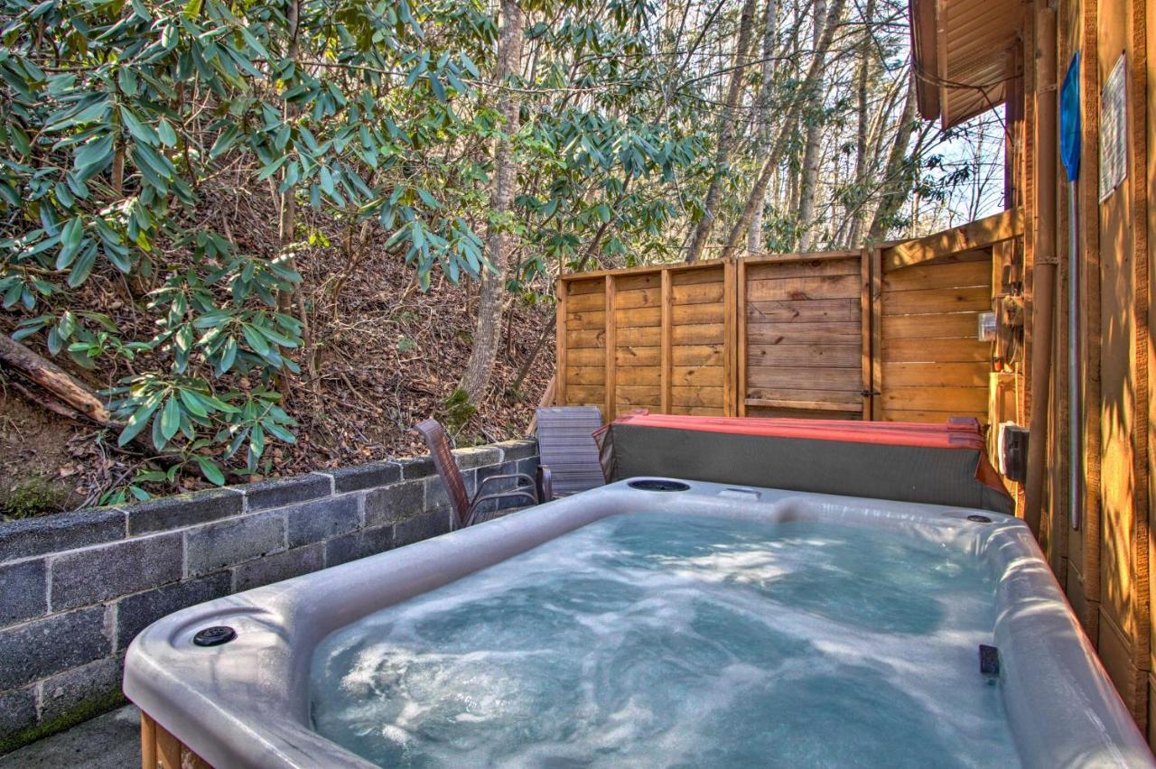 Couples Cabin Great Smoky Arts And Crafts Community Villa Gatlinburg Exteriör bild